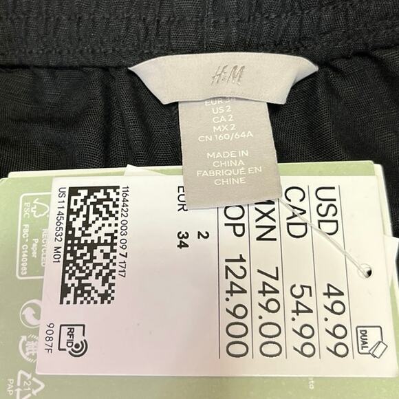 NEW H&M Women's Black Linen Pleated High Rise Wide Leg Trouser Pants Size 2 - Picture 4 of 5